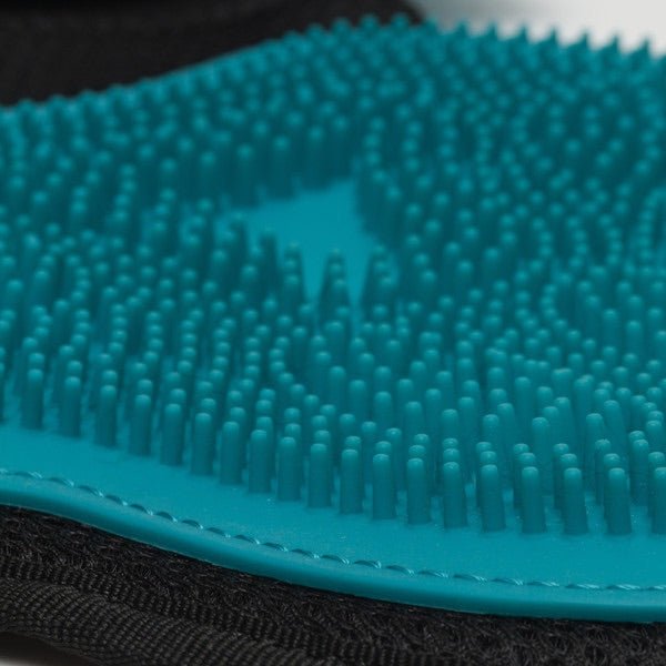 Messy Mutts Silicone Grooming Glove